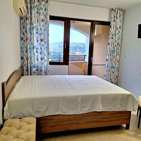 Tiny In Regina Mare דירה *